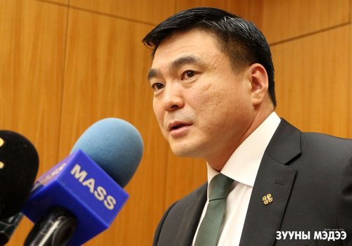 Төрд очоод “төрөл”-өө мартав